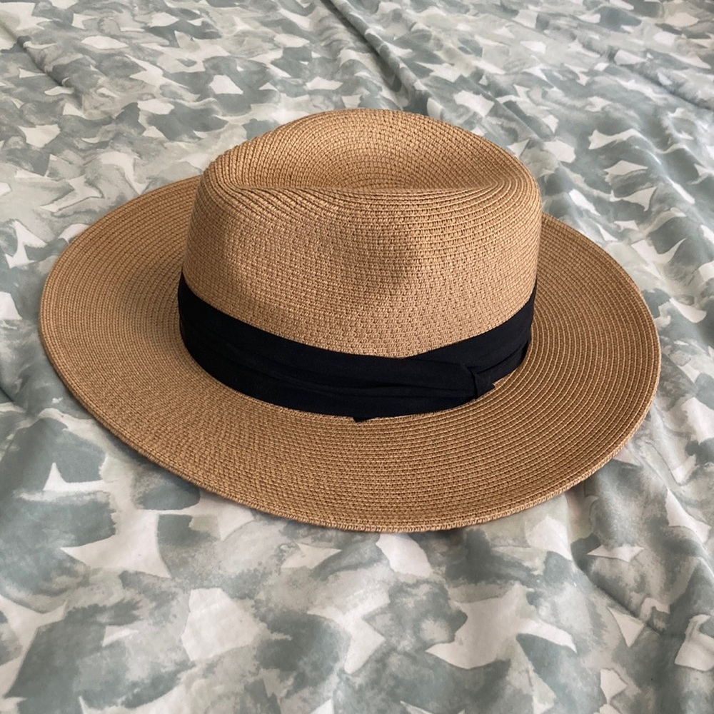 Straw hat